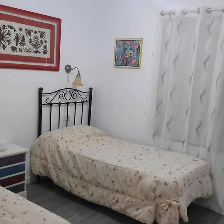 Apt Nueva Medina Ii *